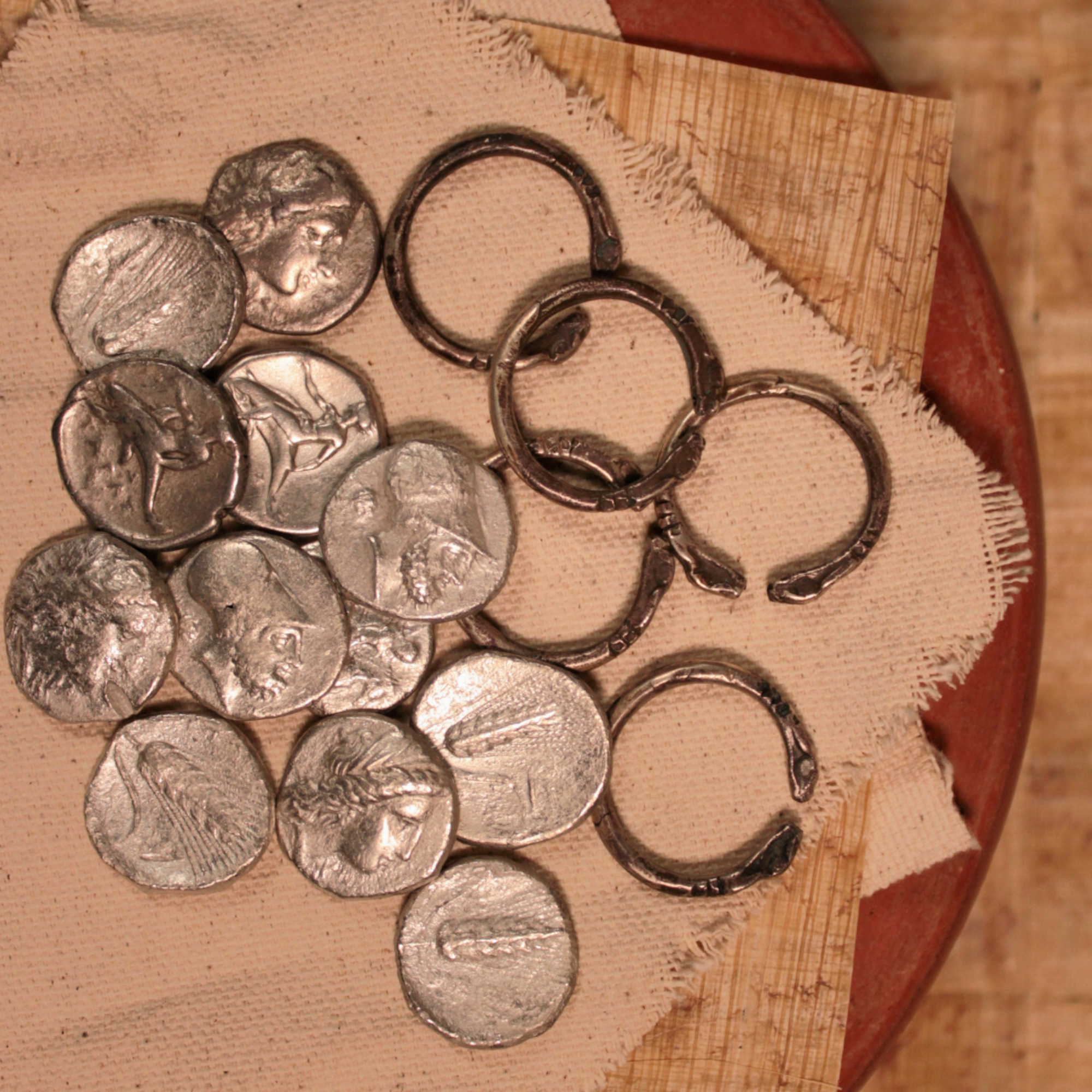 October 25th: Serpent Rings & Coins of Magna Gracia