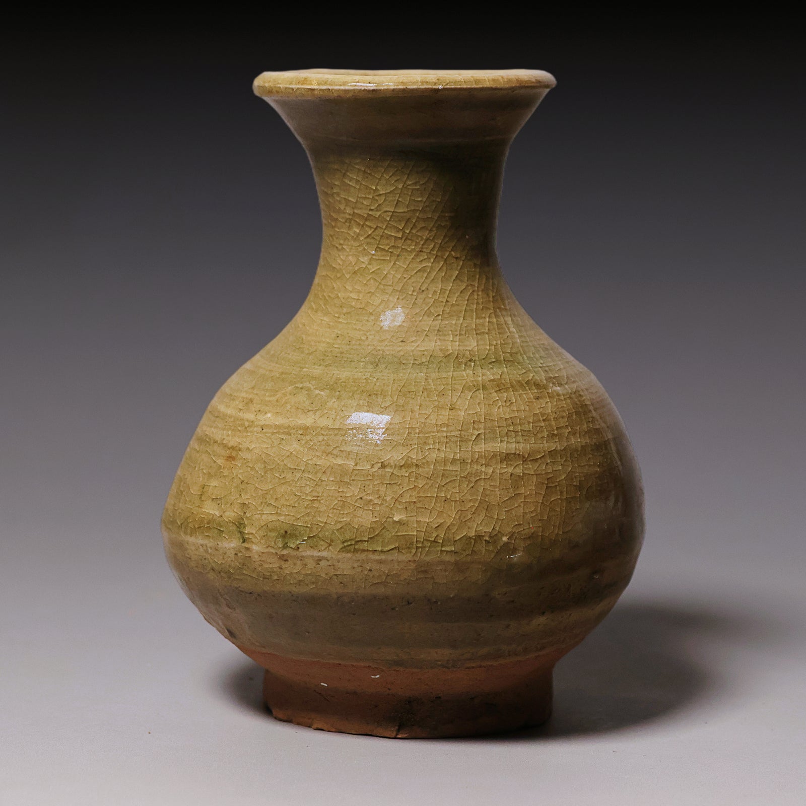 Yuan Dynasty, "Bean Green" Glazed Ceramic Vase