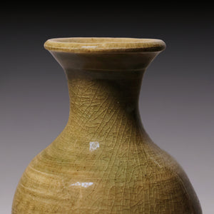 Yuan Dynasty, "Bean Green" Glazed Ceramic Vase