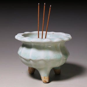 Qing Dynasty, Celadon Glazed Ceramic Tripod Incense Burner