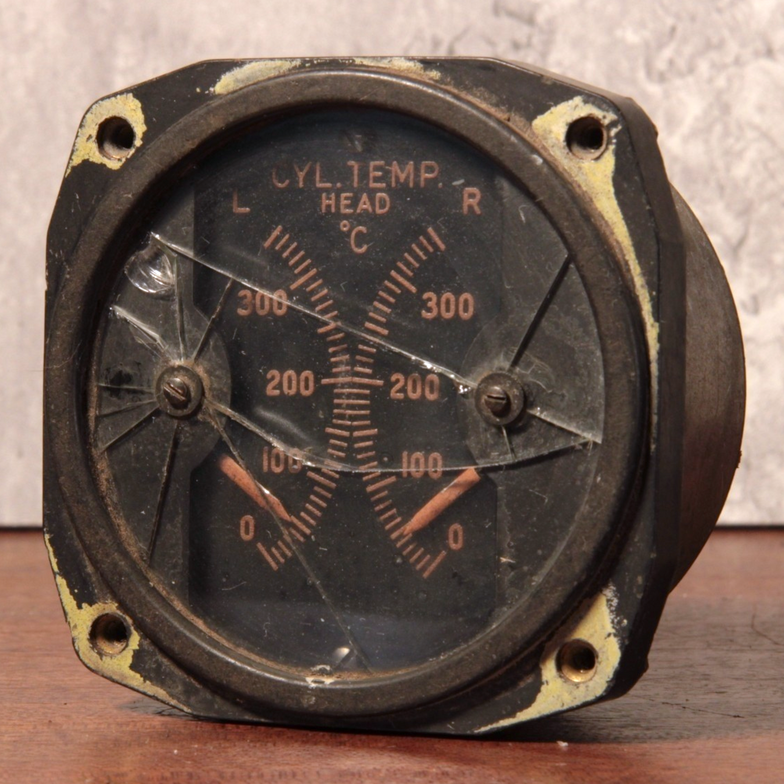 WWII Aircraft Instrument, Engine Cylinder Head Temperature Indicator Type B–11 - 1940s - World War II