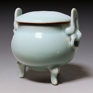 Qing Dynasty, Celadon Glazed Tripod Incense Burner with Lid and Handles