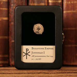 Byzantine Empire, Justinian I, AE Pentanummium, Cross & Star Reverse - 527 to 565 CE - Byzantine Empire