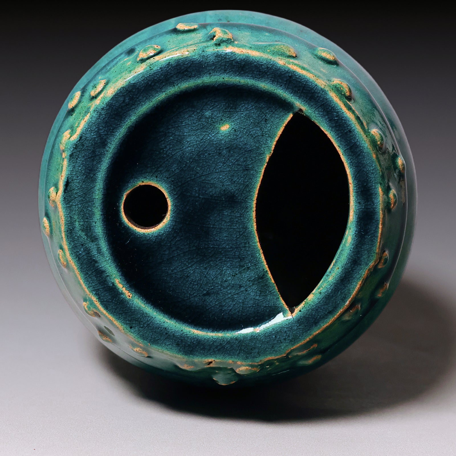 Qing Dynasty, Blue Glazes Drum Shaped Brush Washer (Calligraphy)