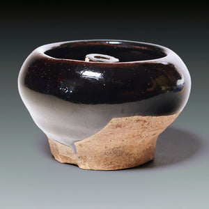 Qing Dynasty, Brown Glazed Ceramic Oil Lamp