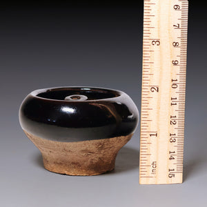Qing Dynasty, Brown Glazed Ceramic Oil Lamp