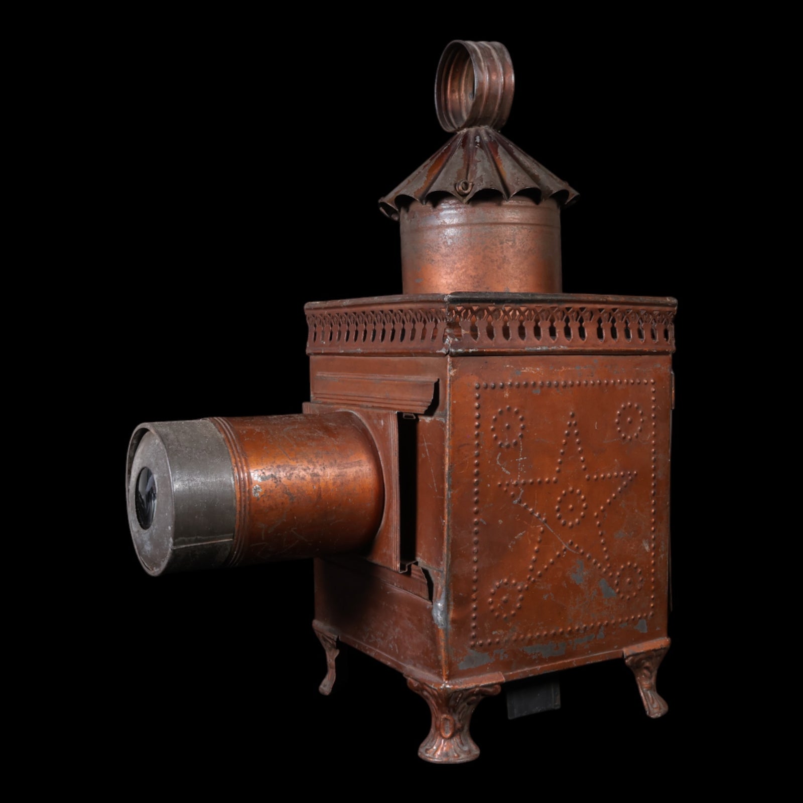Magic Lantern (Functional), Edouard Lapierre Co., Five Slides Included - c. 1860 to 1870 - France