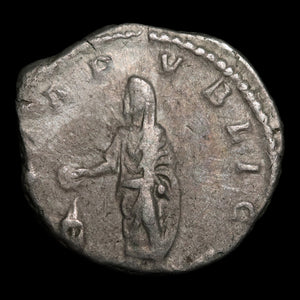 Rome, Emperor Septimius Severus, AR Denarius, Emperor Sacrificing Over Patera - 196 to 197 CE - Roman Empire