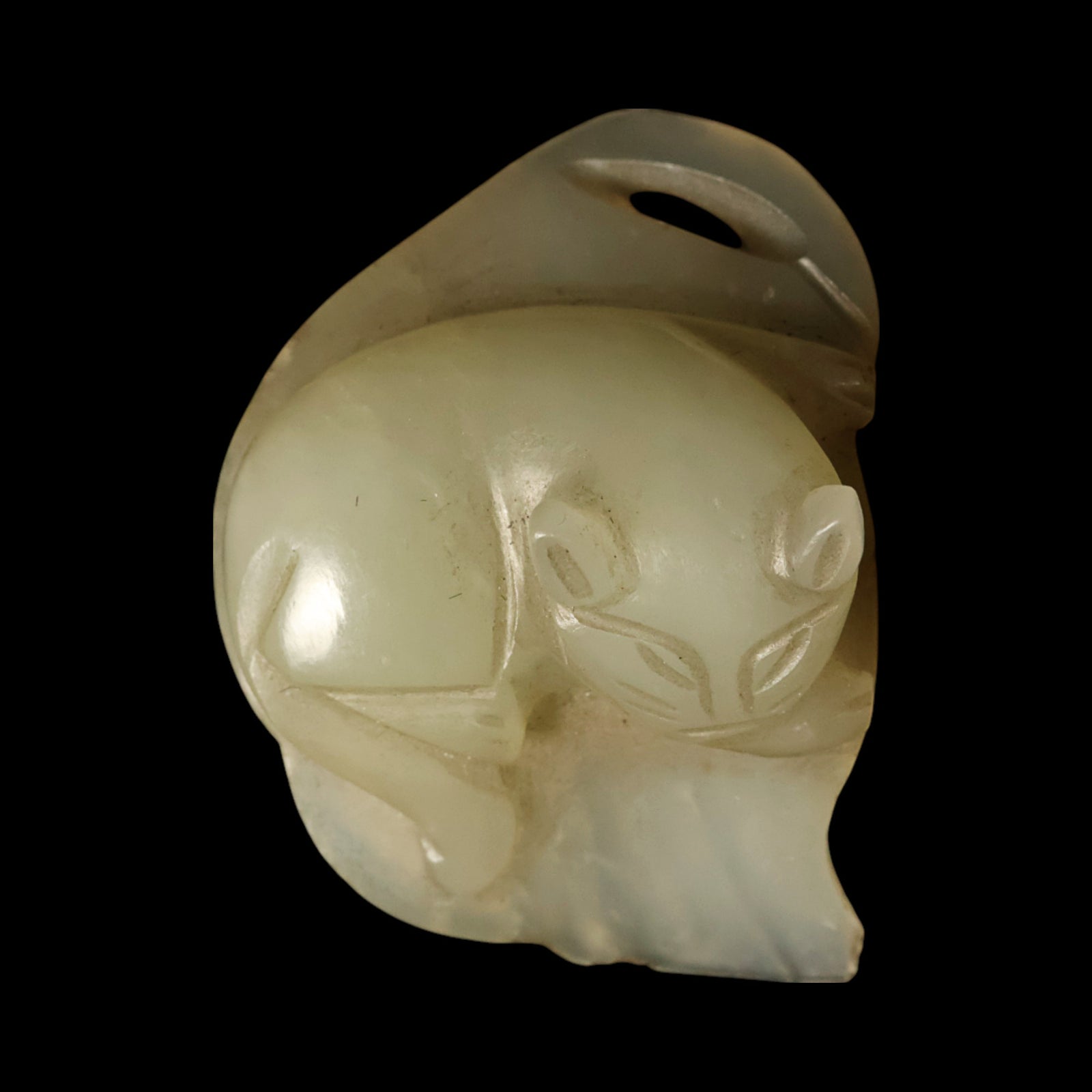 China, Qing Dynasty, White Jade Badger Pendant - 1800s CE - Imperial China