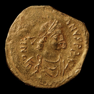 Rome, Emperor Justinian I, AV (Gold) Semissis, Goddess of Victory - 527 to 565 CE - Roman Empire