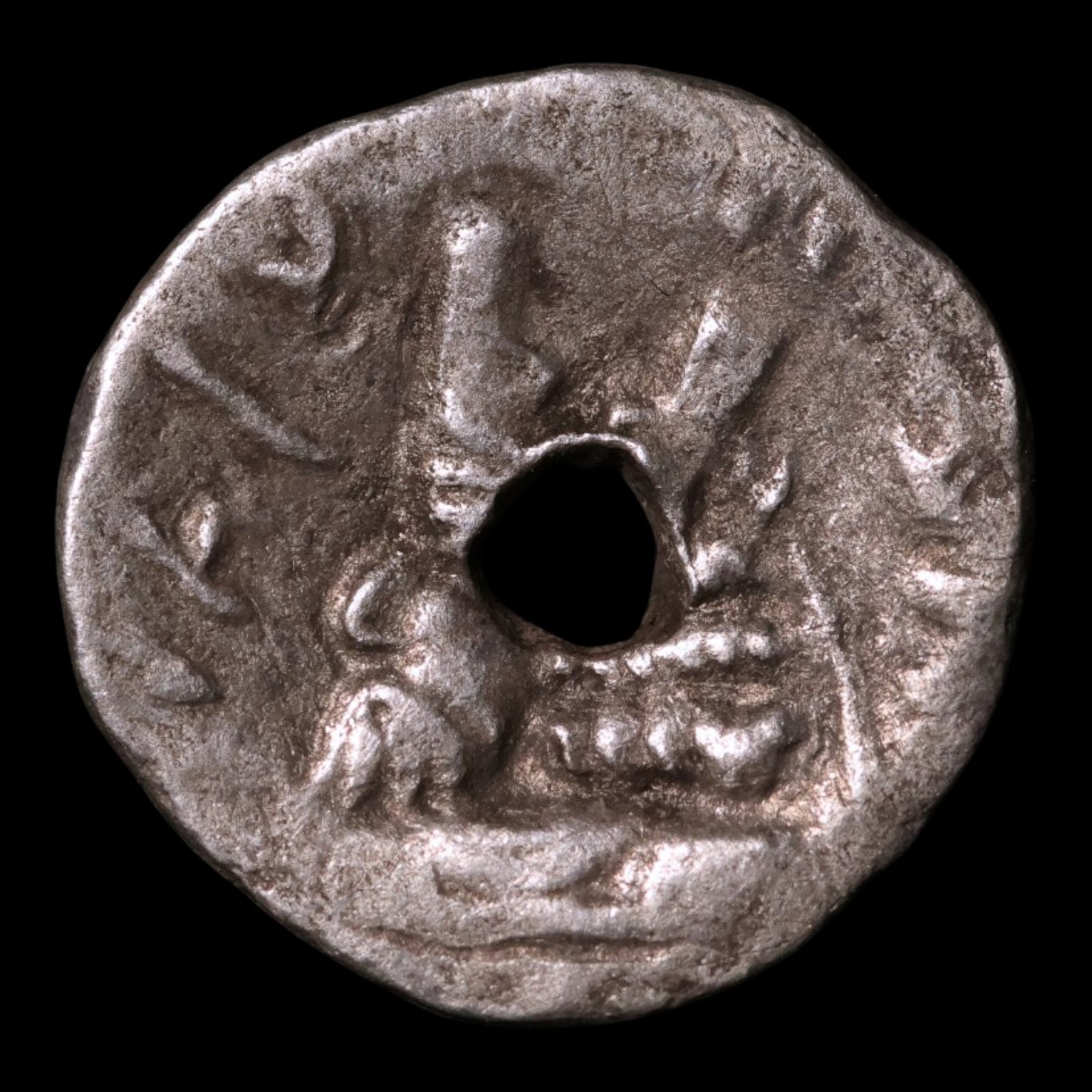 Kings of Persis, King Artaxerxes, AR Hemidrachm - c. 150 to 250 CE - Ancient Persia