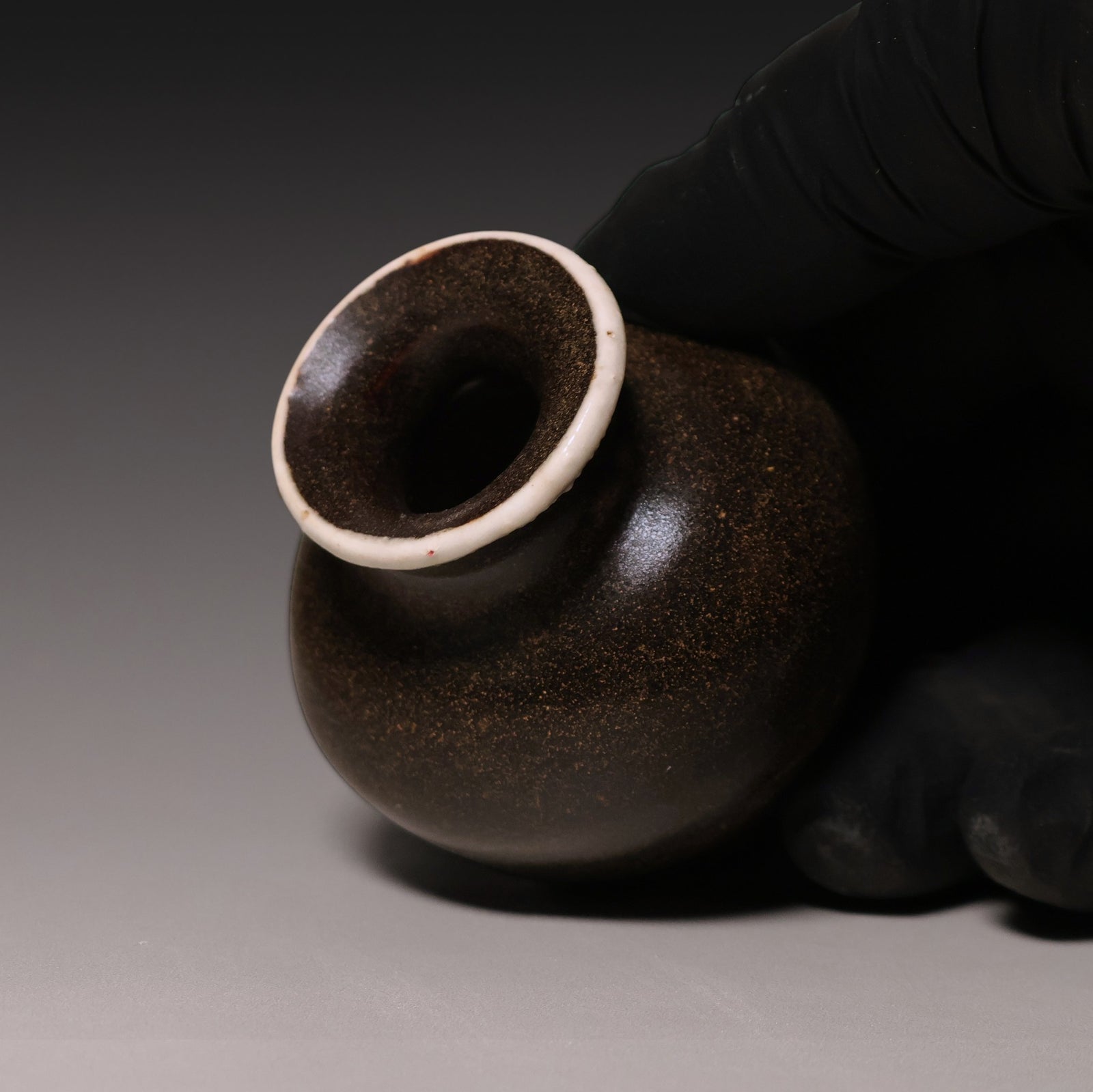 Song Dynasty, Small White Rimmed Vessel with Brown Glaze - c. 900s to 1200s CE - Imperial China