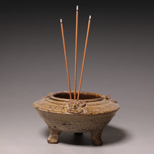 Ming Dynasty, Olive Green Glazed Tripod Incense Burner - c. 1400s to 1600s CE - Imperial China