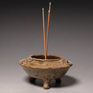 Ming Dynasty, Olive Green Glazed Tripod Incense Burner - c. 1400s to 1600s CE - Imperial China