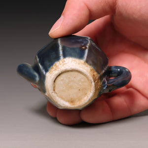 Qing Dynasty, Blue Glazed Water Dropper (Calligraphy Tool) - c. 1800s to 1900s - Imperial China