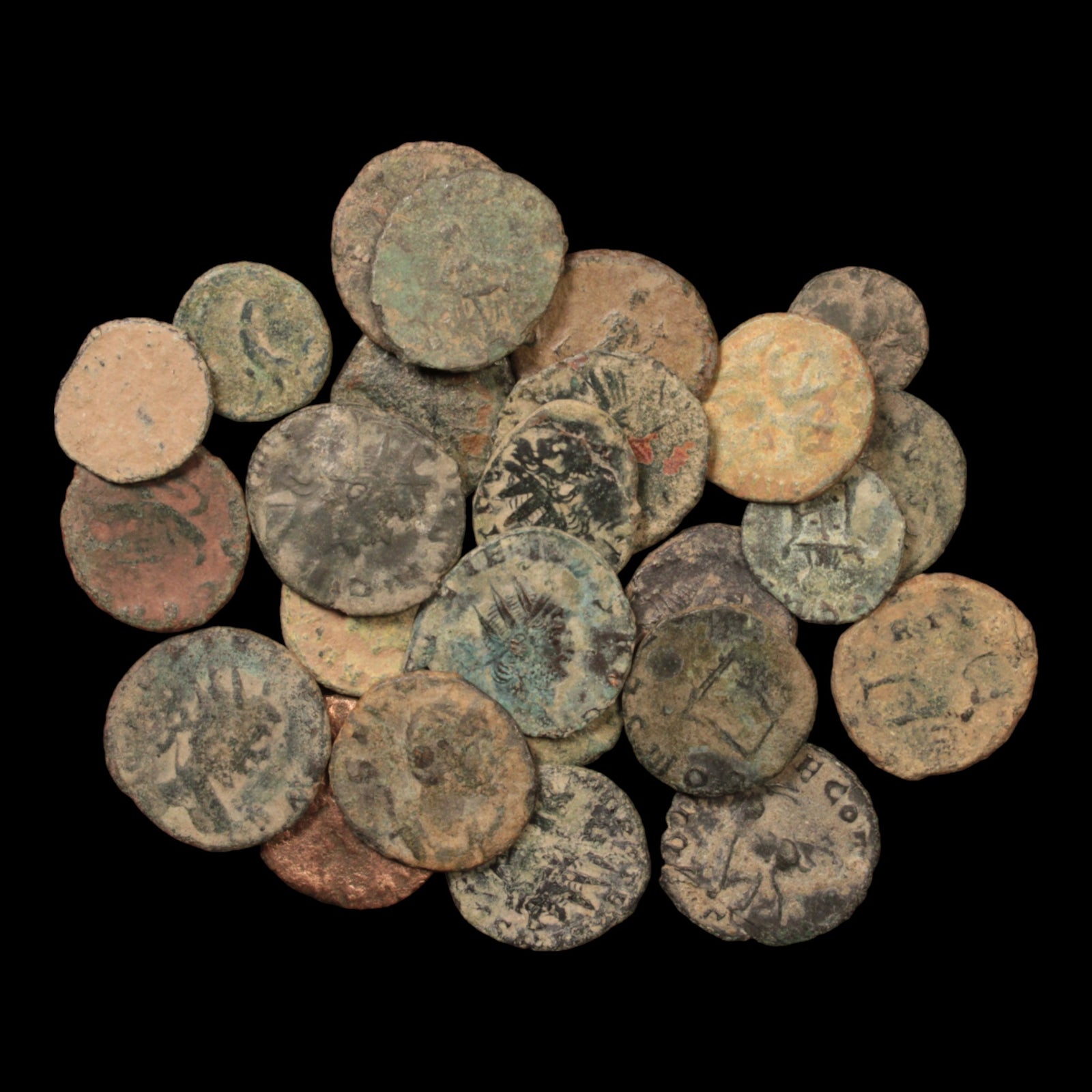 Lot of 25: Roman Empire, Antoniniani, Low Grade - c. 268 to 300 CE - Roman Empire