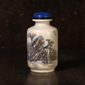 China, Qing Dynasty, Blue & White Porcelain Snuff Bottle With Lake and Landscape Motif - 1800s CE - Imperial China