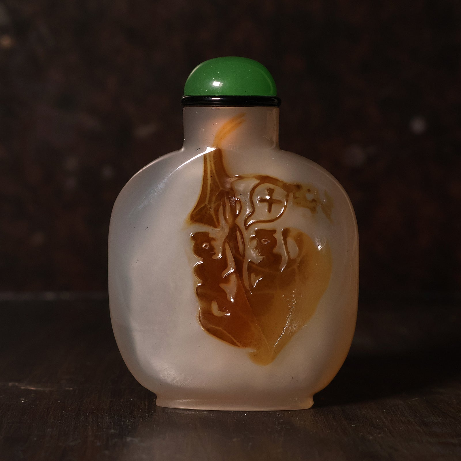 China, Qing Dynasty, Carved Agate Snuff Bottle - 1800s CE - Imperial China