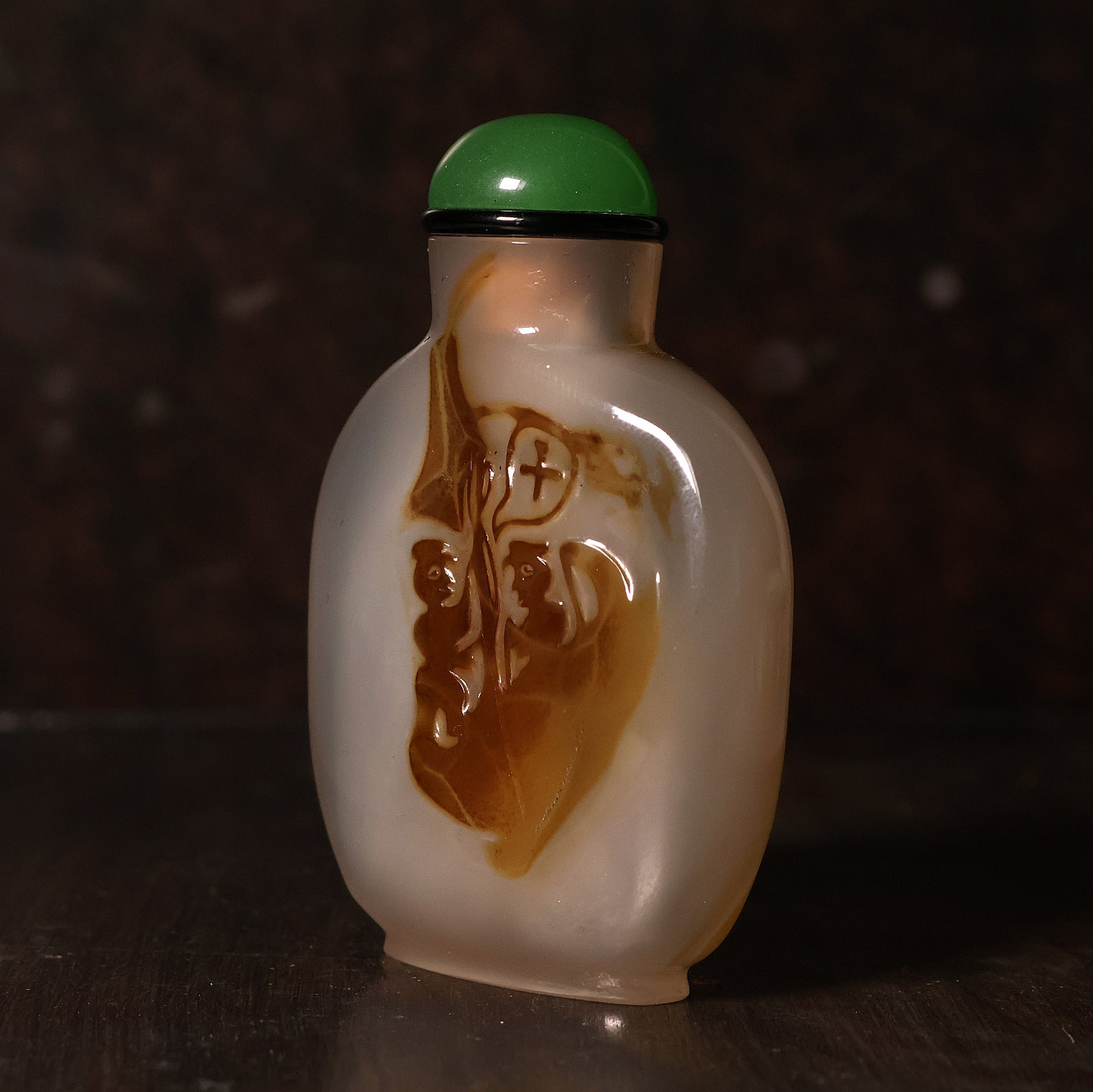 China, Qing Dynasty, Carved Agate Snuff Bottle - 1800s CE - Imperial China