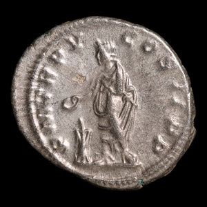 Rome, Emperor Severus Alexander, AR Denarius, Emperor Sacrificing With Patera - 226 CE - Roman Empire
