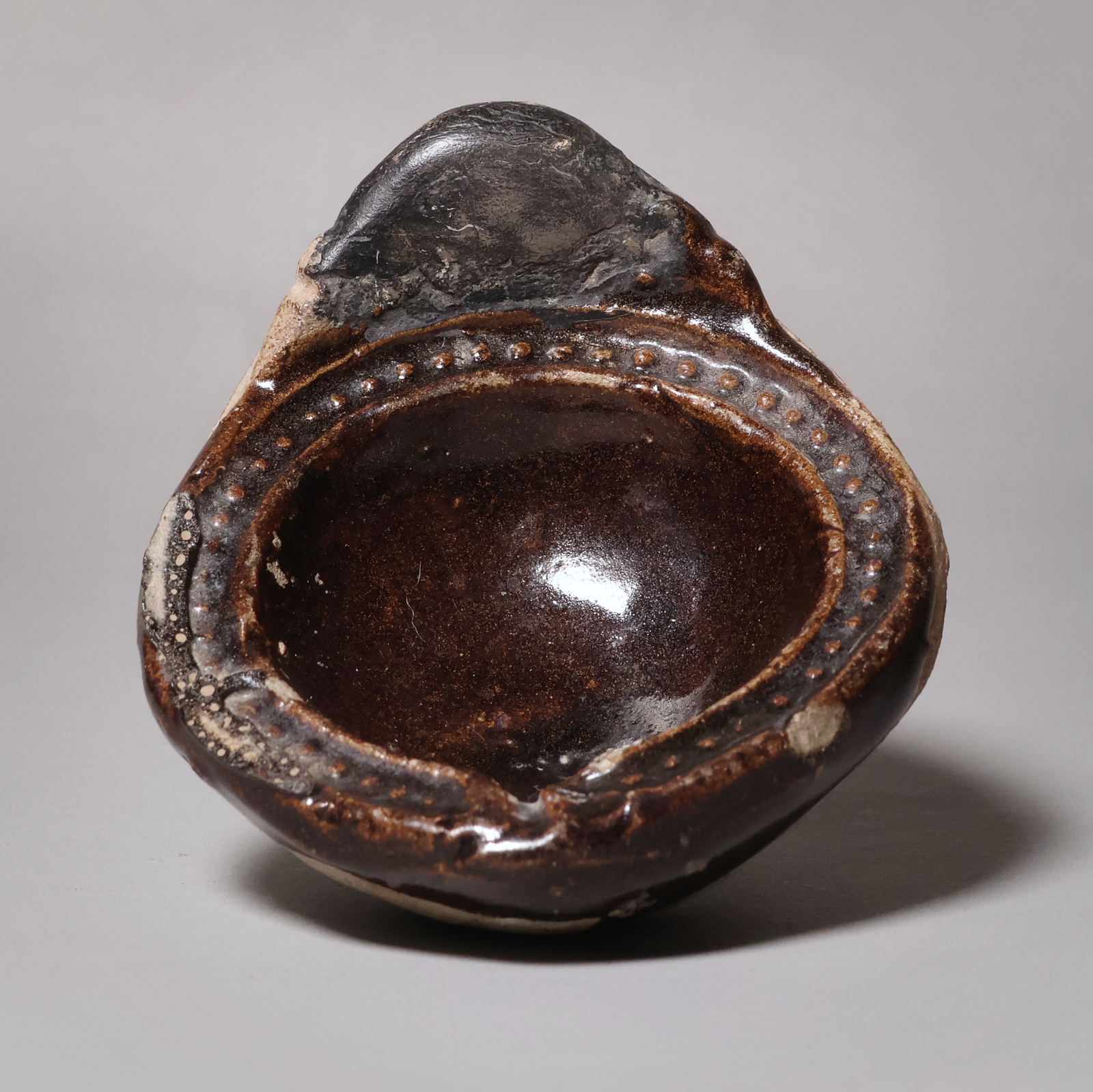 China, Song to Yuan Dynasty, Earthenware Oil Lamp with Brown Glaze - c. 1200s CE - Imperial China