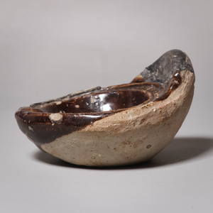 China, Song to Yuan Dynasty, Earthenware Oil Lamp with Brown Glaze - c. 1200s CE - Imperial China