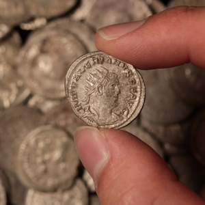 Rome, Early 3rd Cent. Antoninianus (30% silver) - c. 215 to 300 CE - Roman Empire