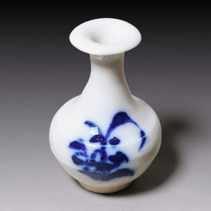 Ming Dynasty, Hand Painted Blue and White Miniature Vase