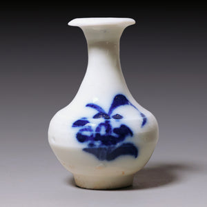 Ming Dynasty, Hand Painted Blue and White Miniature Vase