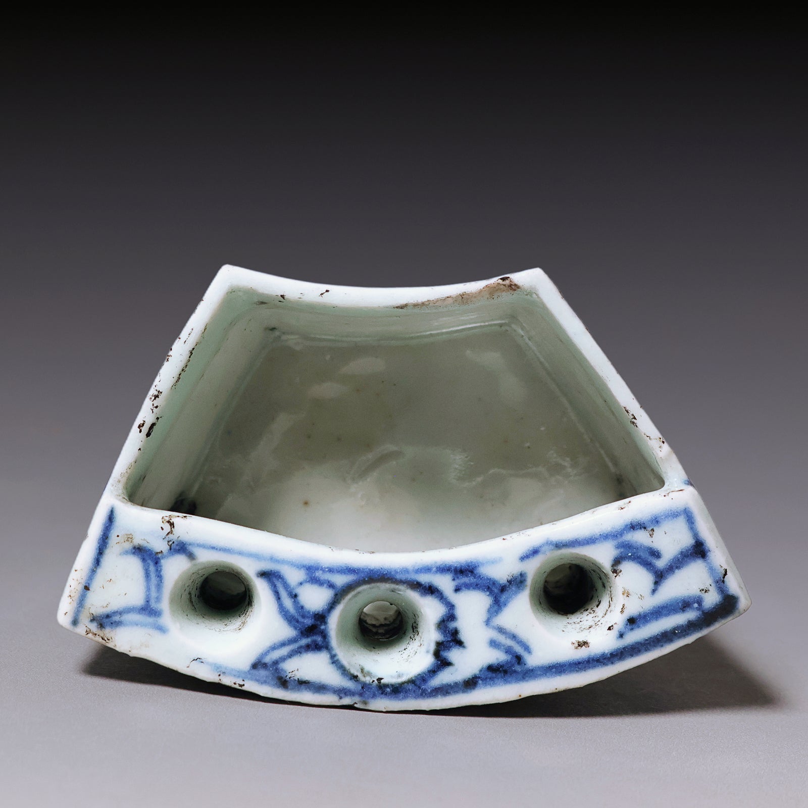 Qing Dynasty, Blue and White Hand Painted Ceramic Calligraphy Brush Holder