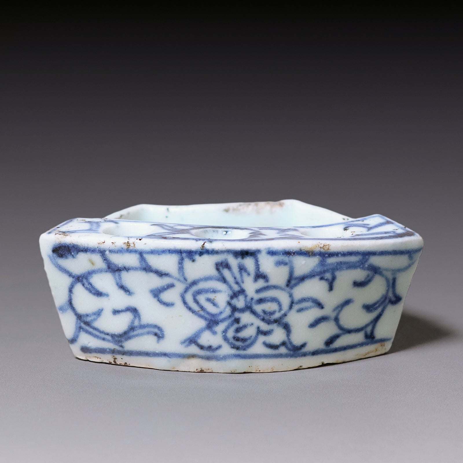 Qing Dynasty, Blue and White Hand Painted Ceramic Calligraphy Brush Holder
