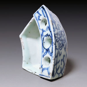 Qing Dynasty, Blue and White Hand Painted Ceramic Calligraphy Brush Holder