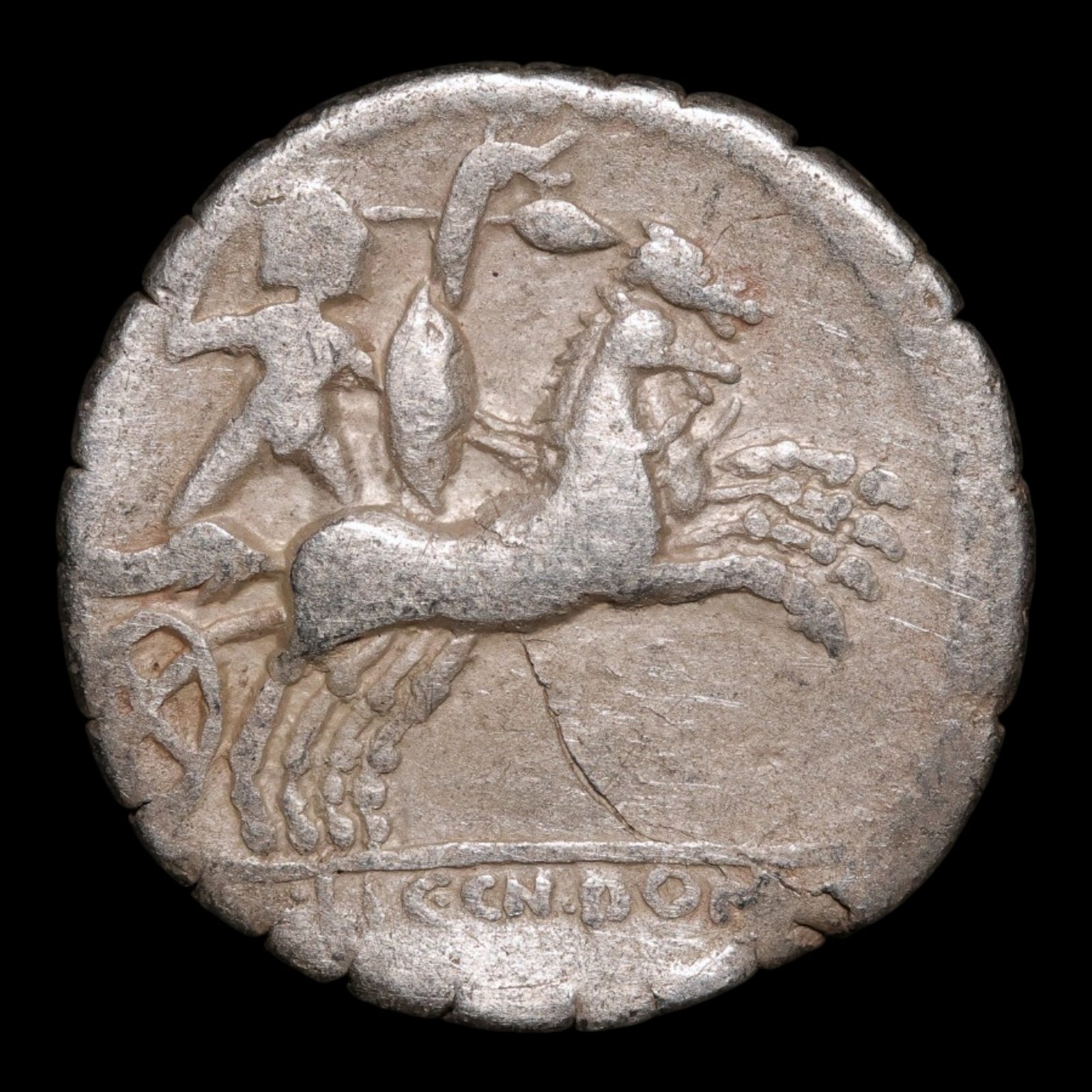 Roman Republic, Cn. D. Ahenobarbus & Others, AR Denarius Serratus, Roma (Goddess of Rome) - 118 BCE - Roman Republic